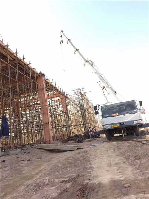 鱼台县25 吨、50 吨吊车怎么选？多大重量 / 半径适合对应车型？